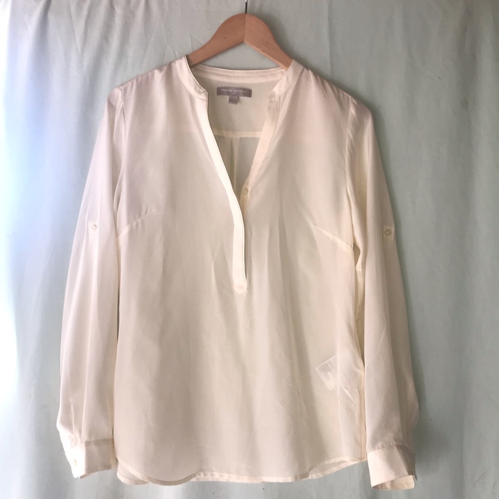 Brand: Banana Republic silk